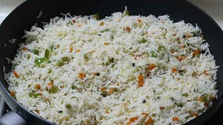 Simple vegetable fried rice recipe for kids lunch box | @geethikaskitchen1199