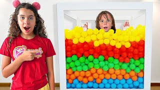 SARAH e ELOAH brincam no DESAFIO DO CUBO | Cube Challenge Funny Story for Kids