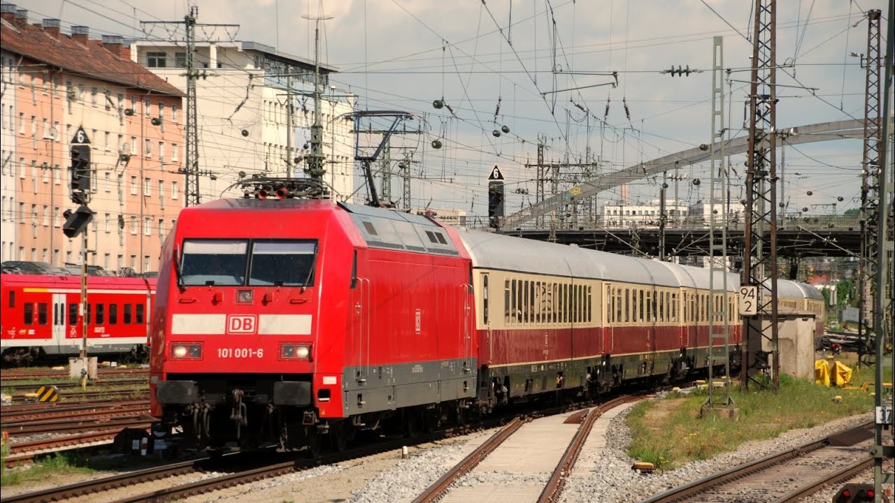 DB Museum 101 001 mit dem AKE