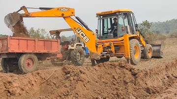 JCB 3dx Backhoe Machine Loading Red Mud In Mahindra Tractor and Swaraj Tractor - Jcb Tractor