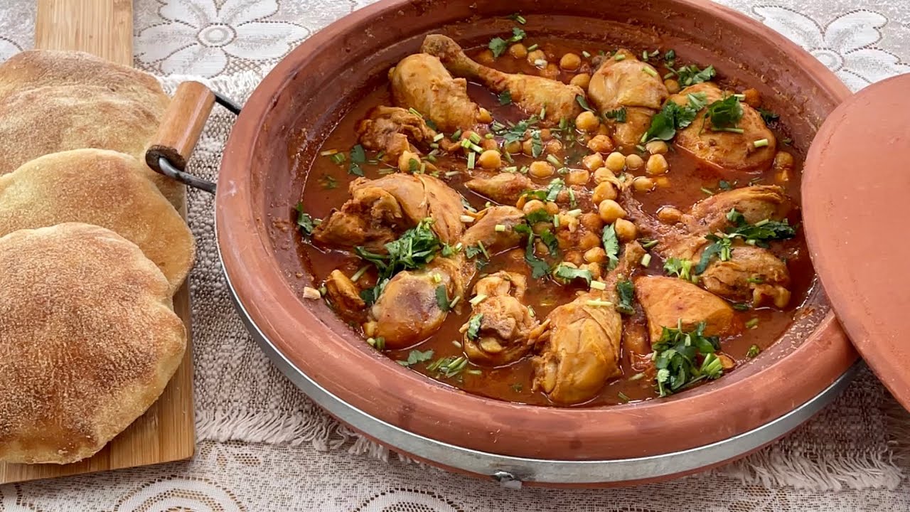 Tajine de Poulet aux Pois Chiches ( Chetitha Ljej)