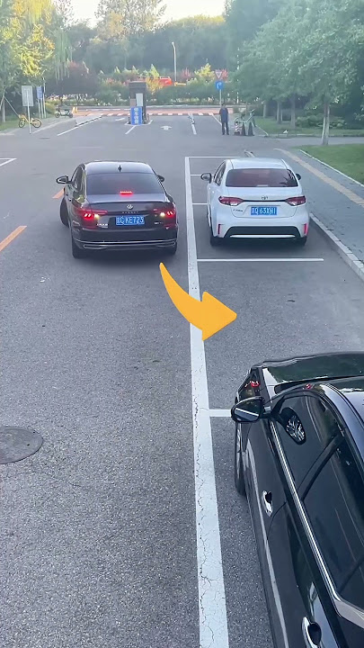 Learn side parking techniques in 1 minute!#driving #tips #howto #manual #skills #car