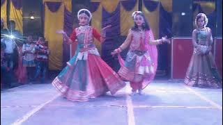 Radha bani tu Meri jaan,(krashna  and Radha ka dance)