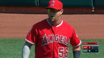LAA@OAK: Calhoun goes 3-for-5, makes excellent catch