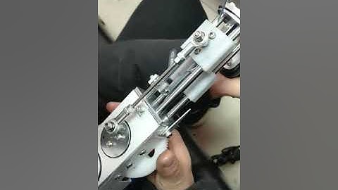 Tufting guns to replace the needle operating video