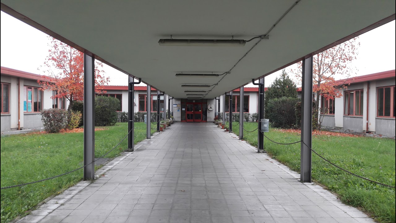 Live streaming di Click! Giornalino IIS Einstein Vimercate YouTube