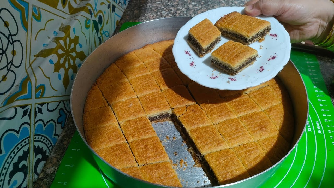 الحجازية الاسكندراني اعمليها بسرعه ناعمه ودايبه ومقرمشه