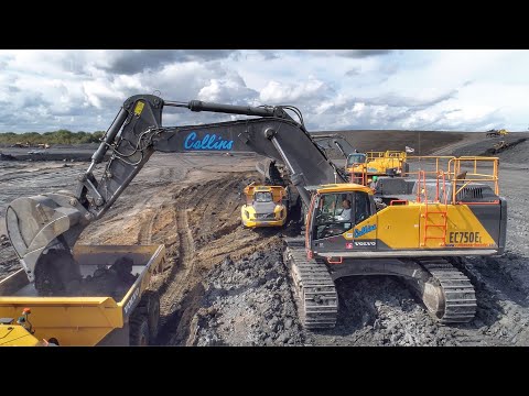 volvo-ec750el-excavator-loading-a60h-trucks