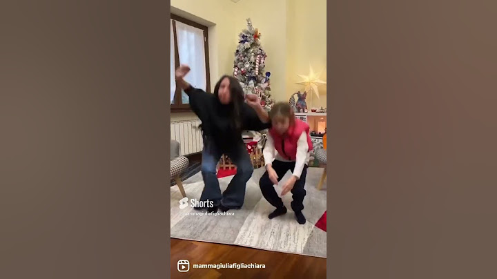Mammagiulia e Figliachiara prova ad alzarti da terra senza mani!  #mammagiuliafigliachiara  #mgfc