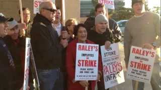 Delores Huerta visits striking Raley's Supermarket employees
