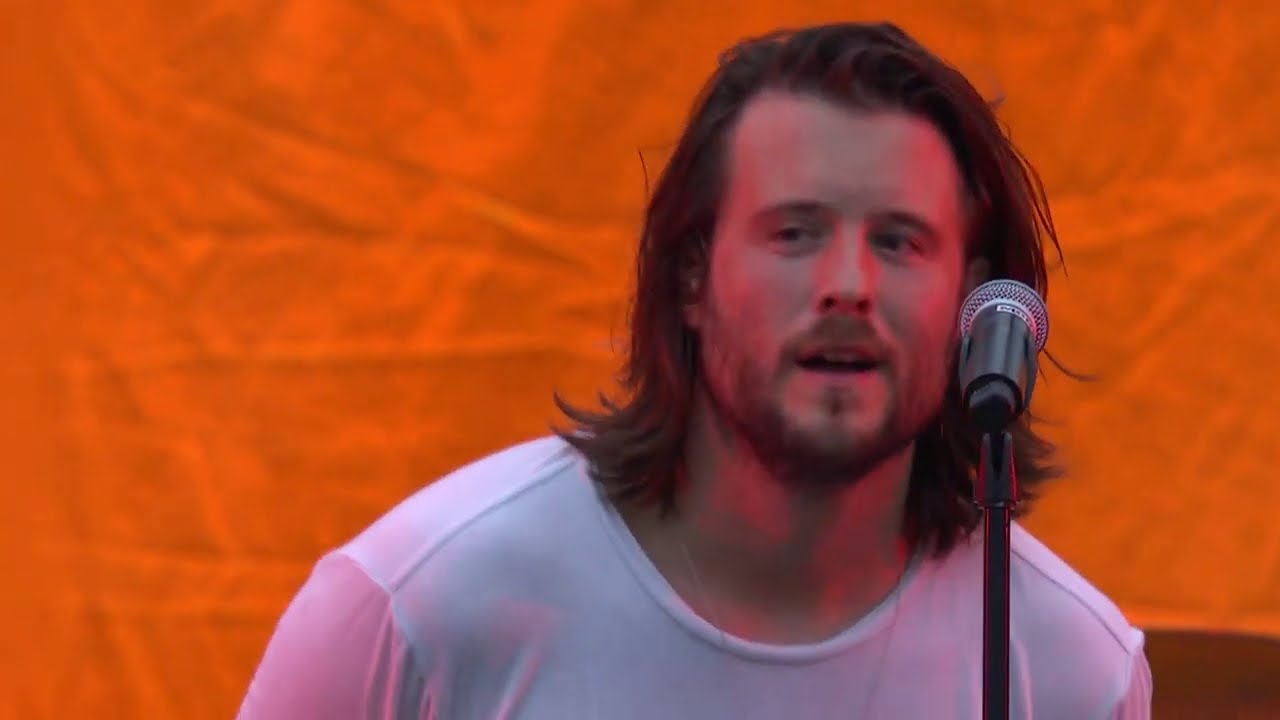 BAZART - alles of niets (live op Rock Werchter Zomerbar 2020)