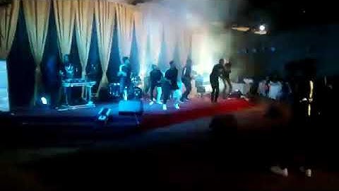 Ole and Ego performing obisinga ft Heaven aimers dance crew