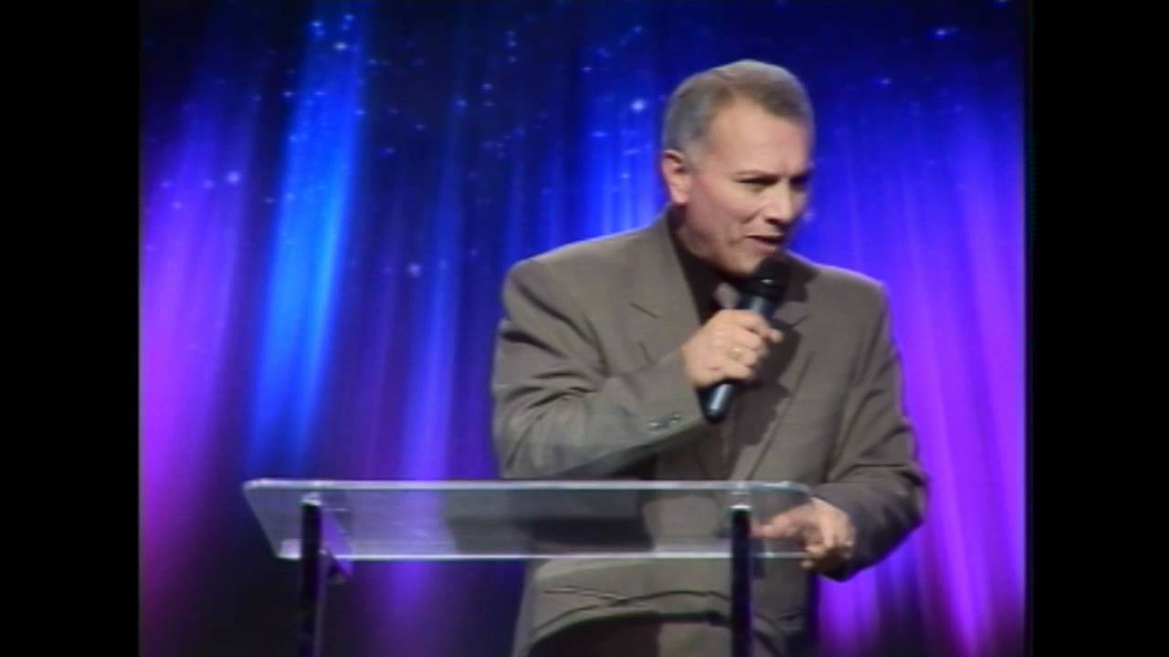 Abraham Peña - La Grandeza de su Nombre y la Condenación