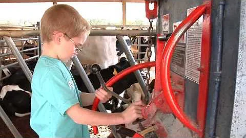 Keith and Heather Waldron 2010 Michigan Farm Burea...