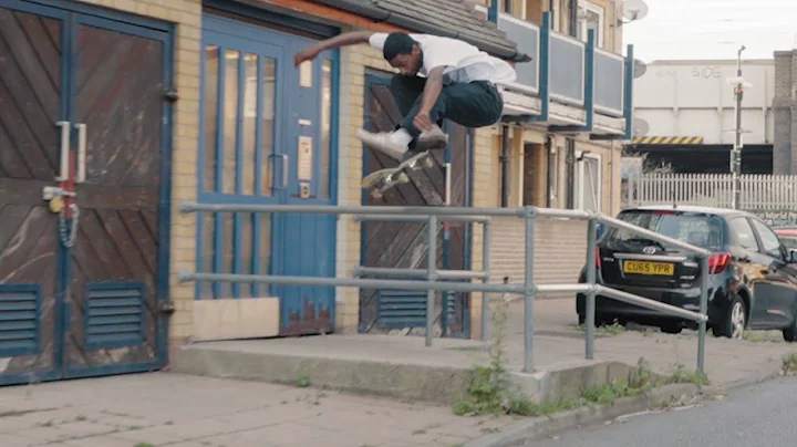 Davide Holzknecht's 'Mecas' part