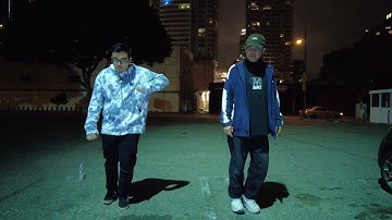 Heel-conscious footwork animation dance robot  dance popping bopping