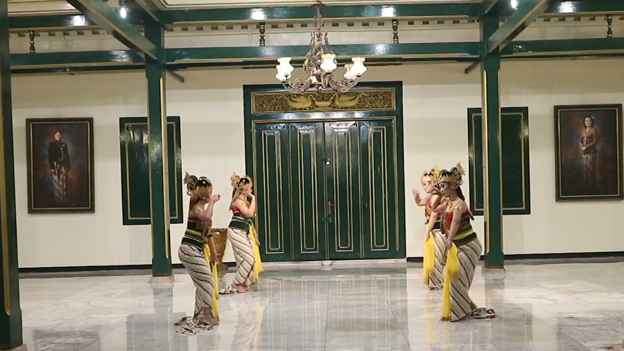 Tari Srimpi Mandrarini