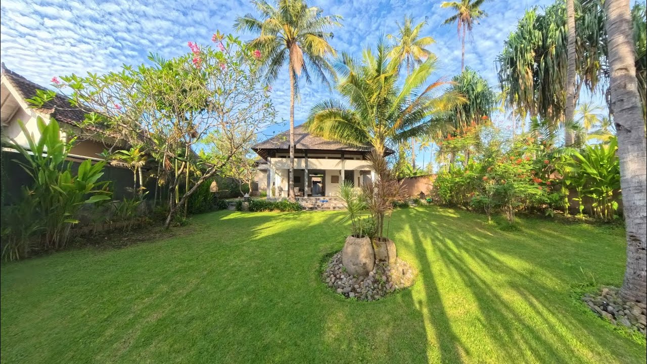 Lombok island-  Beach villa Pantai