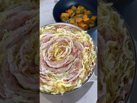 Pork & napa cabbage mille-feuille hot pot. I cook it every couple of weeks☺️