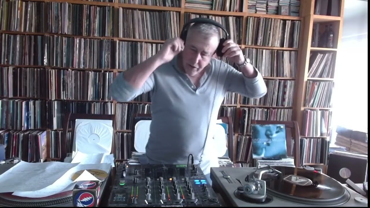 Bobby Shaw's ENERGY 90 5   THE SHORE 93 5 FM Mixshow For Weekend Of 1 10 26