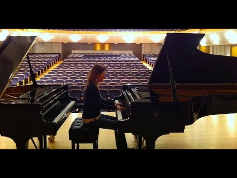 Polina Leschenko plays Chopin Piano Concerto no. 1 - live 2016