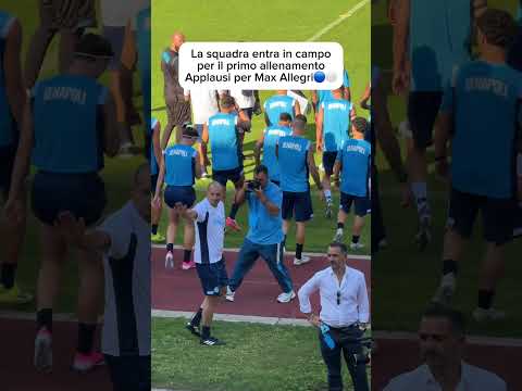 Video NAPOLI IN CAMPO?? APPLAUSI PER ALLEGRI
