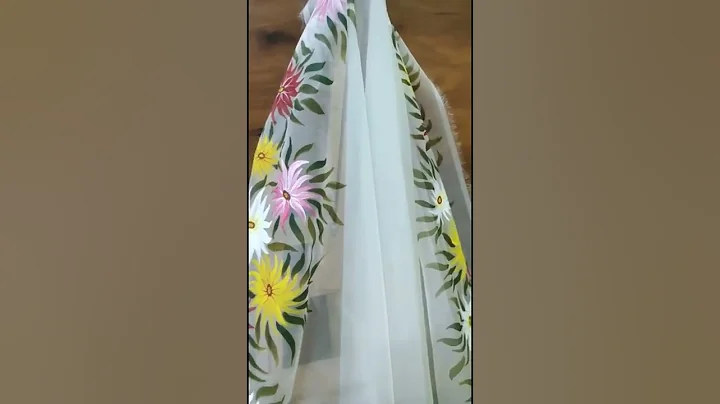 Hand Painted Organza dupatta #shortsvideo #shortvideo #viralshorts #fabricpainting #short #shorts