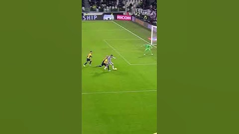 Carlitos Tevez was unstoppable against #Hellas #JuveVerona