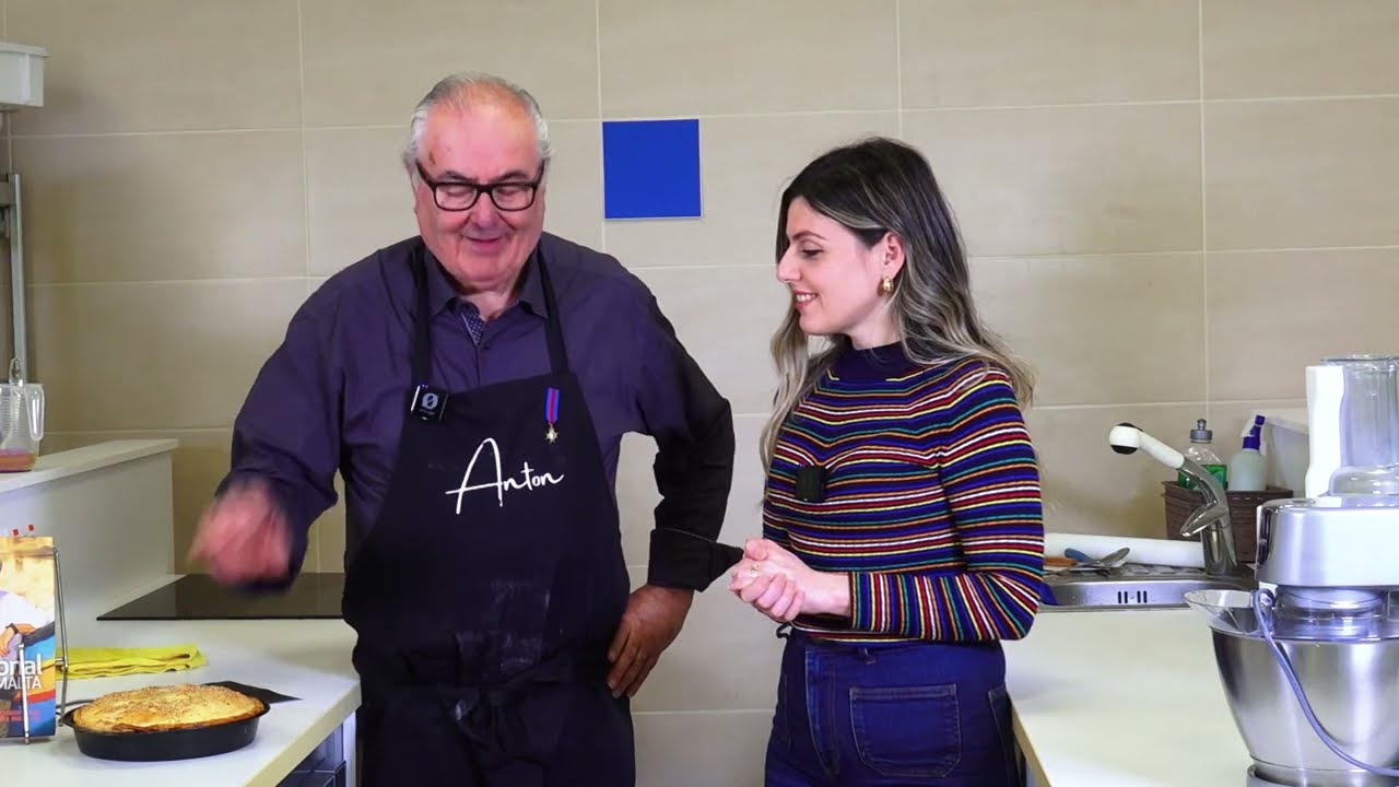 Fil-Kcina tar-Rahal Episode 19 Bormla: Torta tal-Lampuki / Anton B. Dougall