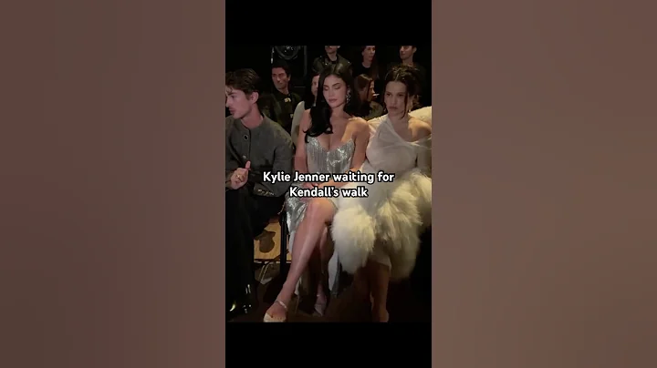 That walk! ♥️🤗 Kendall Jenner new viral video #viralshort #viralvideo #kendalljenner #goviral