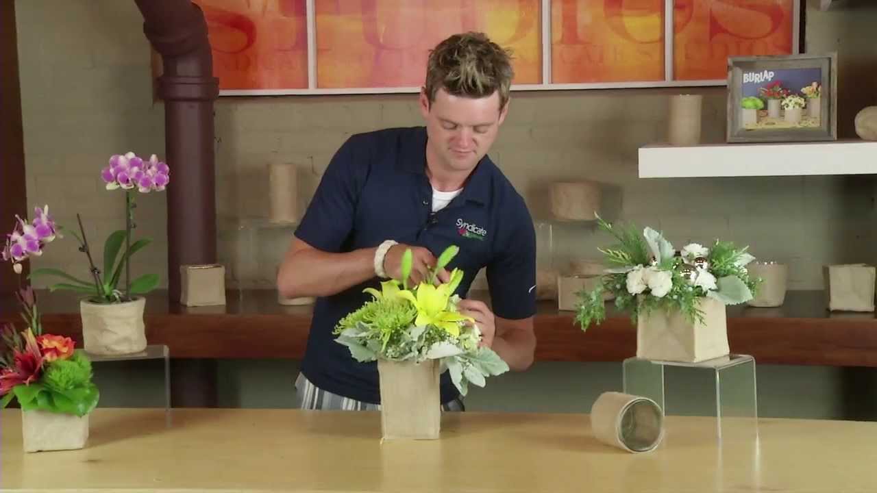 Create a Burlap Arrangement for Every Season!