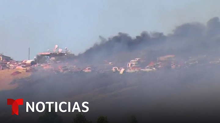 Los incendios siguen causando estragos en varias partes de EE.UU. | Noticias Telemundo
