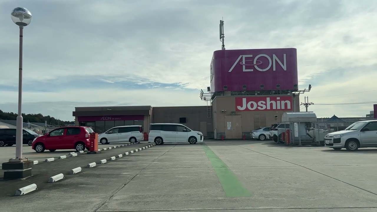 イオン三木青山店の屋上駐車場【無料駐車場はありがたい】ぐるぐる走ってきました
