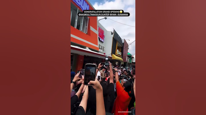 grand launching nasi kulit Mak iGun cabang Sunter, cabang ke 4..next dmn ya #ivangunawan