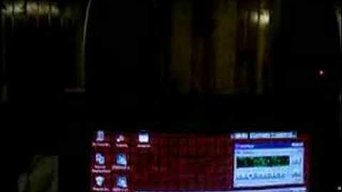 IBM PS/2 Model 85 X plays two MP3 files