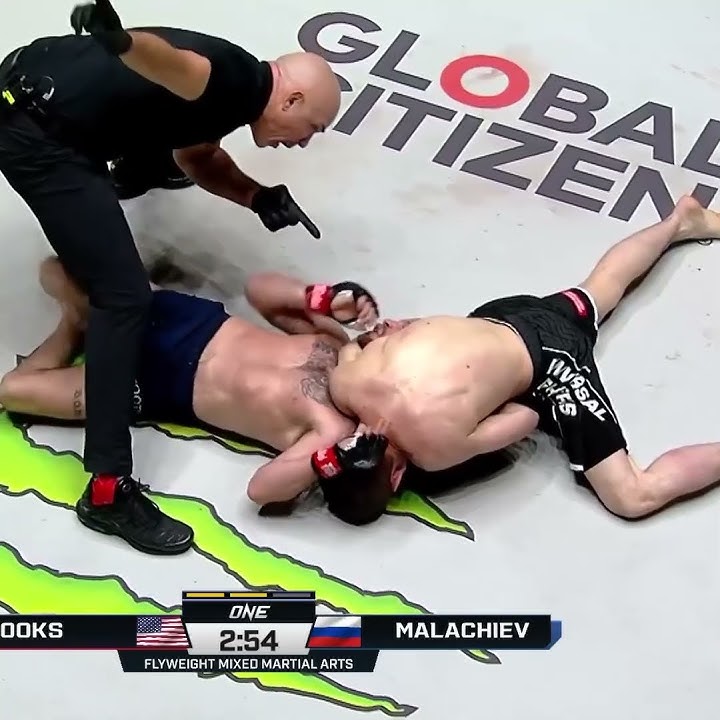 Go to SLEEP 😴 Mansur Malachiev chokes out Jarred Brooks for his third straight win!