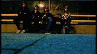 Paramore - Throwing Punches