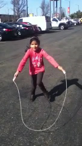 Bella can skip-rope - YouTube