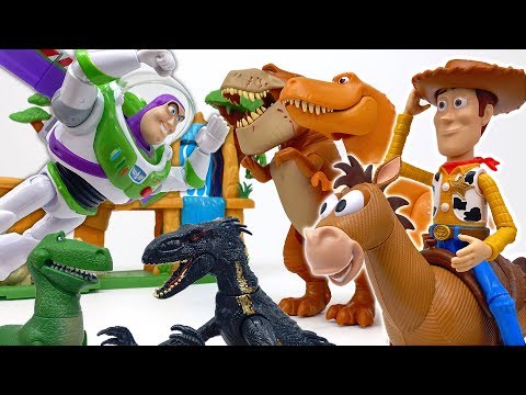 <strong>Toy</strong> <strong>Story</strong> 4 Woody &amp;amp; <strong>Buzz</strong> &amp;amp; Bullseye #ToyMartTV
