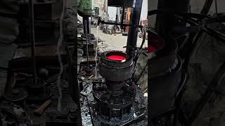 Inside the forging factory Using a hydroforming machine to forge shaft ends from steel billets