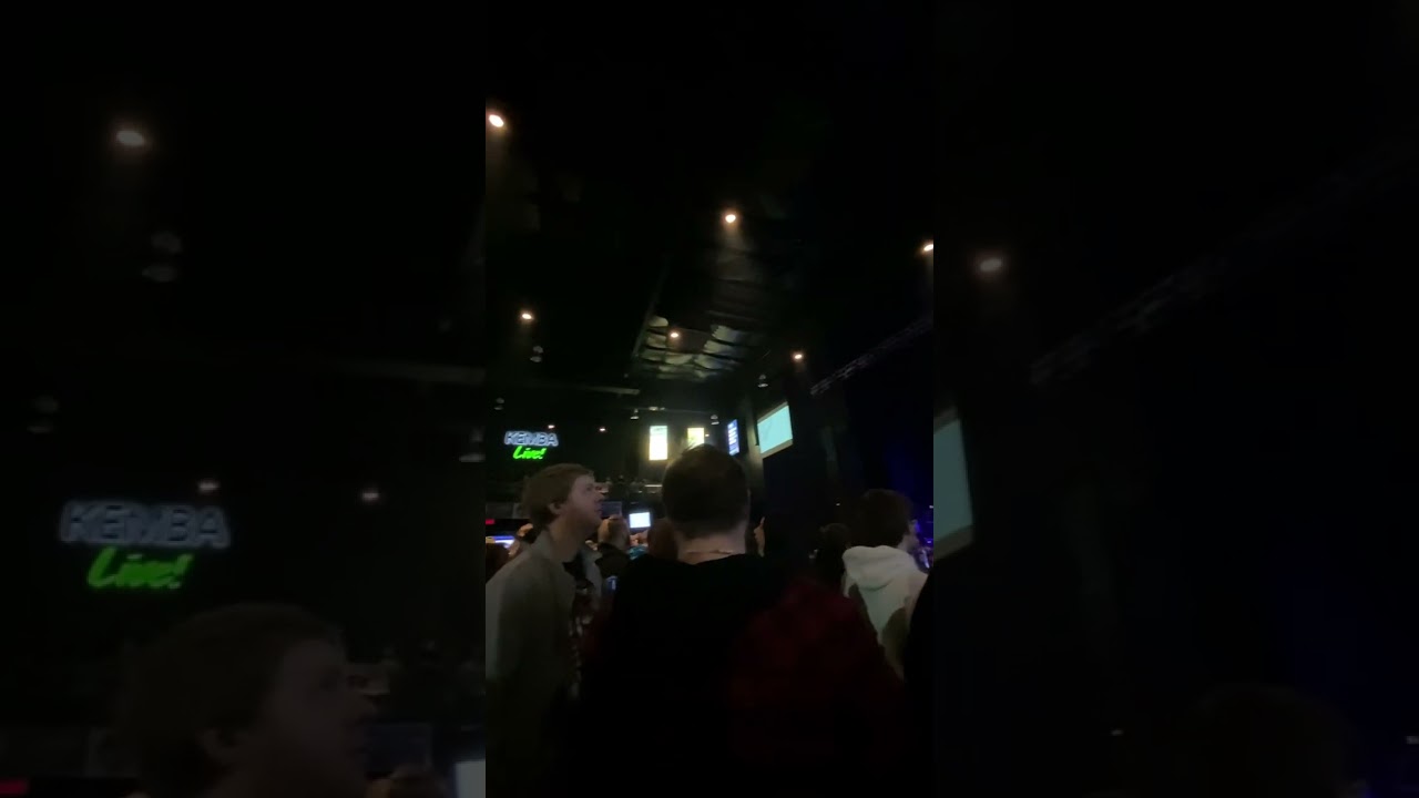 Assista a Inside KEMBA Live! Blitzmas 2022 Columbus OH @fameonfire , @escapethefate, & @FallingInReverse no YouTube Assista a Inside KEMBA Live! Blitzmas 2022 Columbus OH @fameonfire , @escapethefate, & @FallingInReverse no YouTube