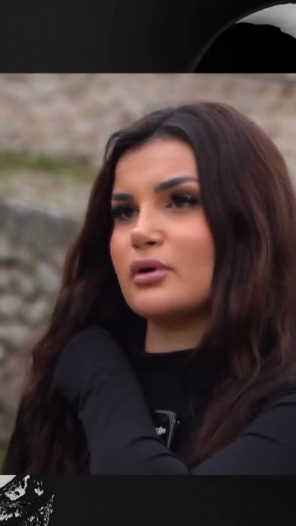 “Më pëlqen arti yt”, Xhoni hip Gertën majë gomarit, të qeshura pafund