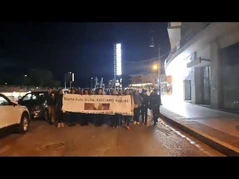 Formia contro la violenza sulle donne: "Facciamo Rumore! Il Silenzio Uccide Due Volte”.