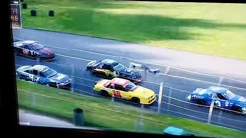 Eric 2020 Street Stock Special Heat Race at Thunde...