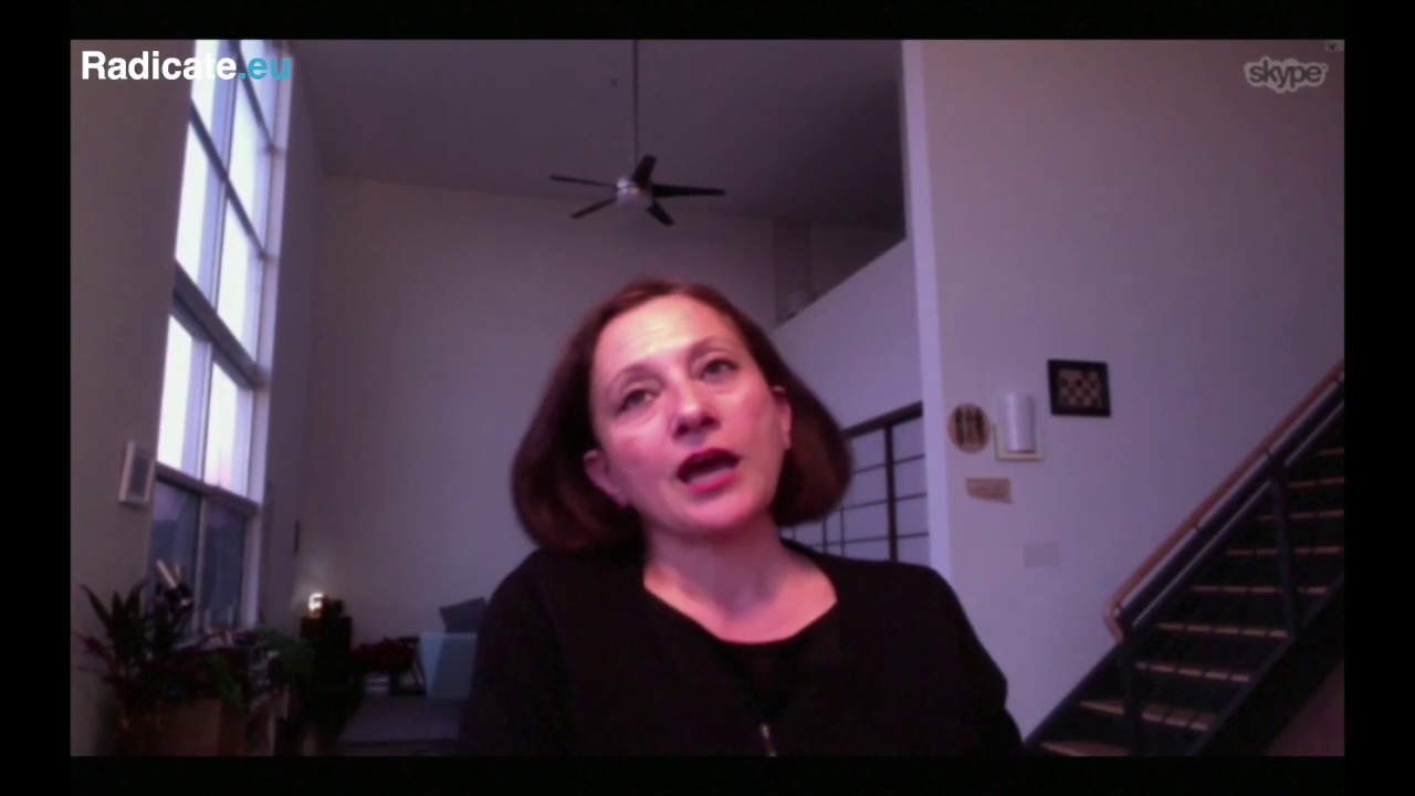 2 minutes with Taraneh Hemami (Recounting Experiences)