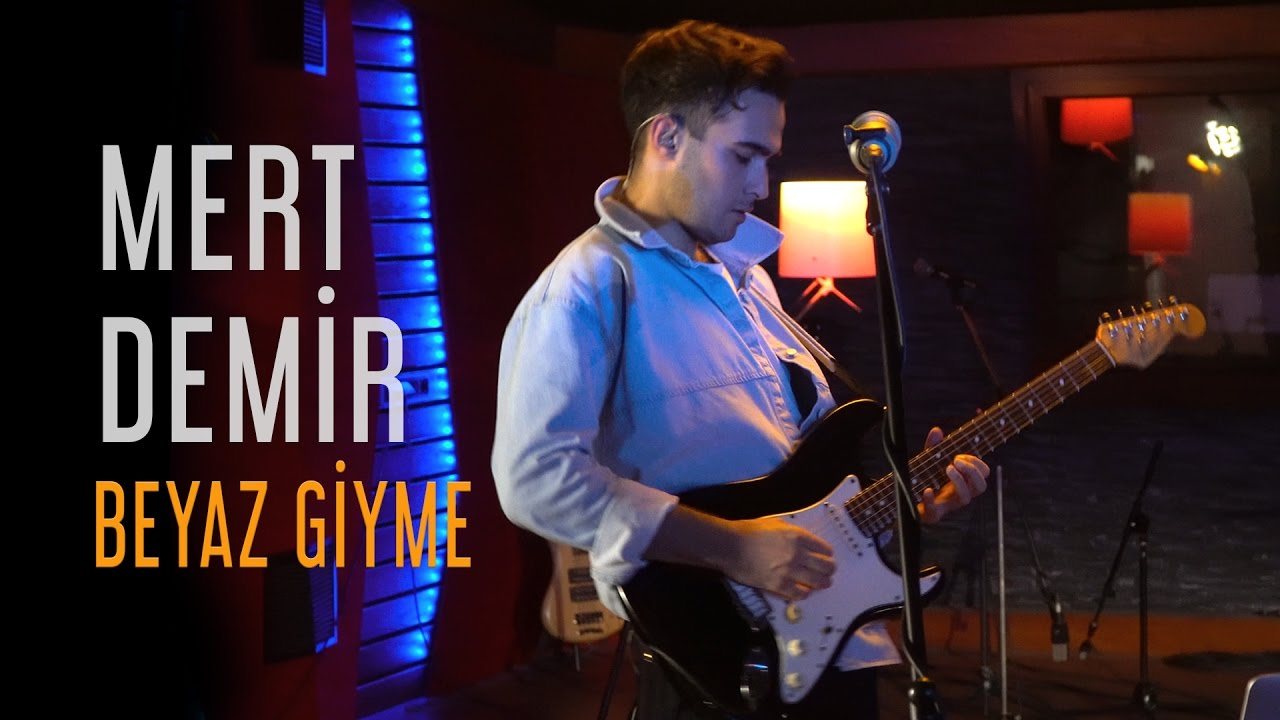 mert demir beyaz giyme fadeout stanbul live youtube mert demir beyaz giyme fadeout stanbul live youtube