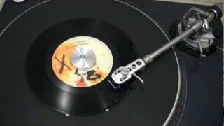 RENÉE CLAUDE - Un gars comme toi - 1973 - BARCLAY chords