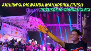 Riswanda Finished Earlier Before Passing The Boarding School The Boarding School Children Were 