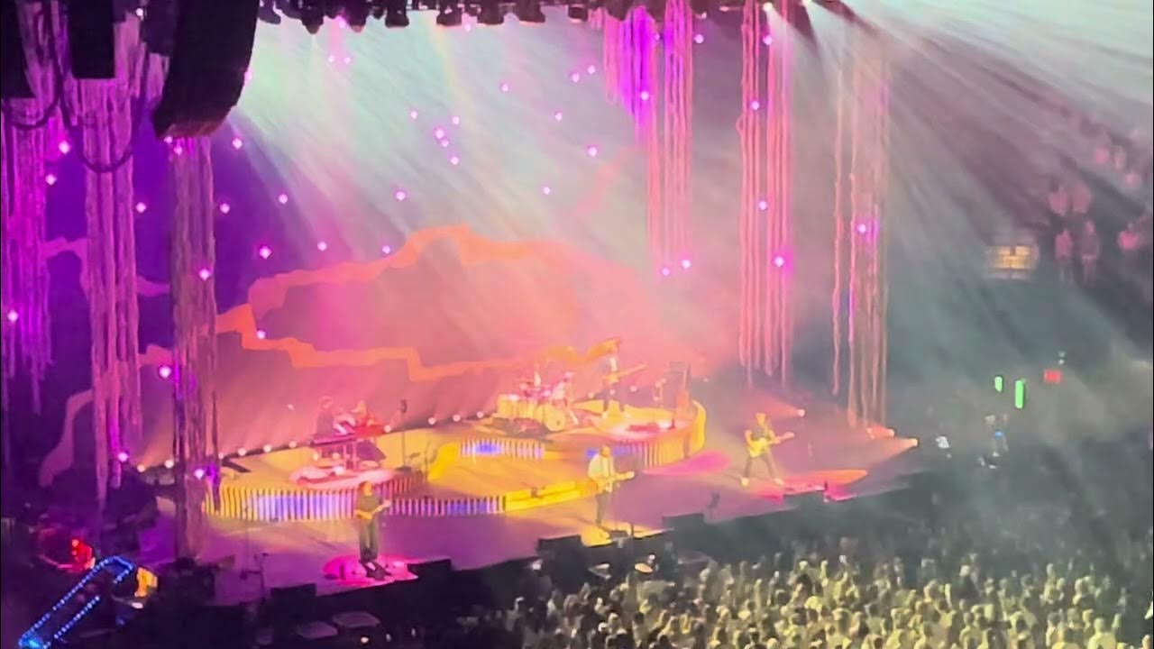 Noah KahanThe Great Divide (Live St. Paul, MN 6/8/24) YouTube