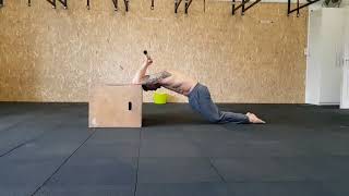 Explore The Movement - Lat & Tri Stretch